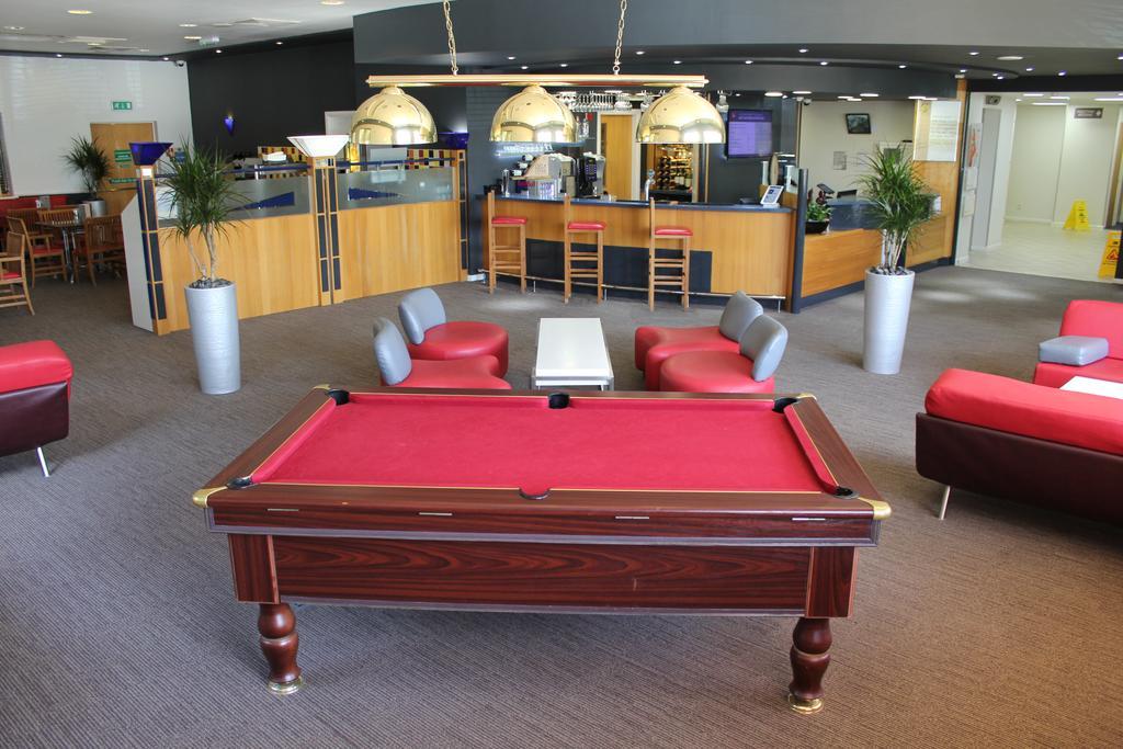 Ibis Cardiff Gate - International Business Park Ξενοδοχείο Εξωτερικό φωτογραφία
