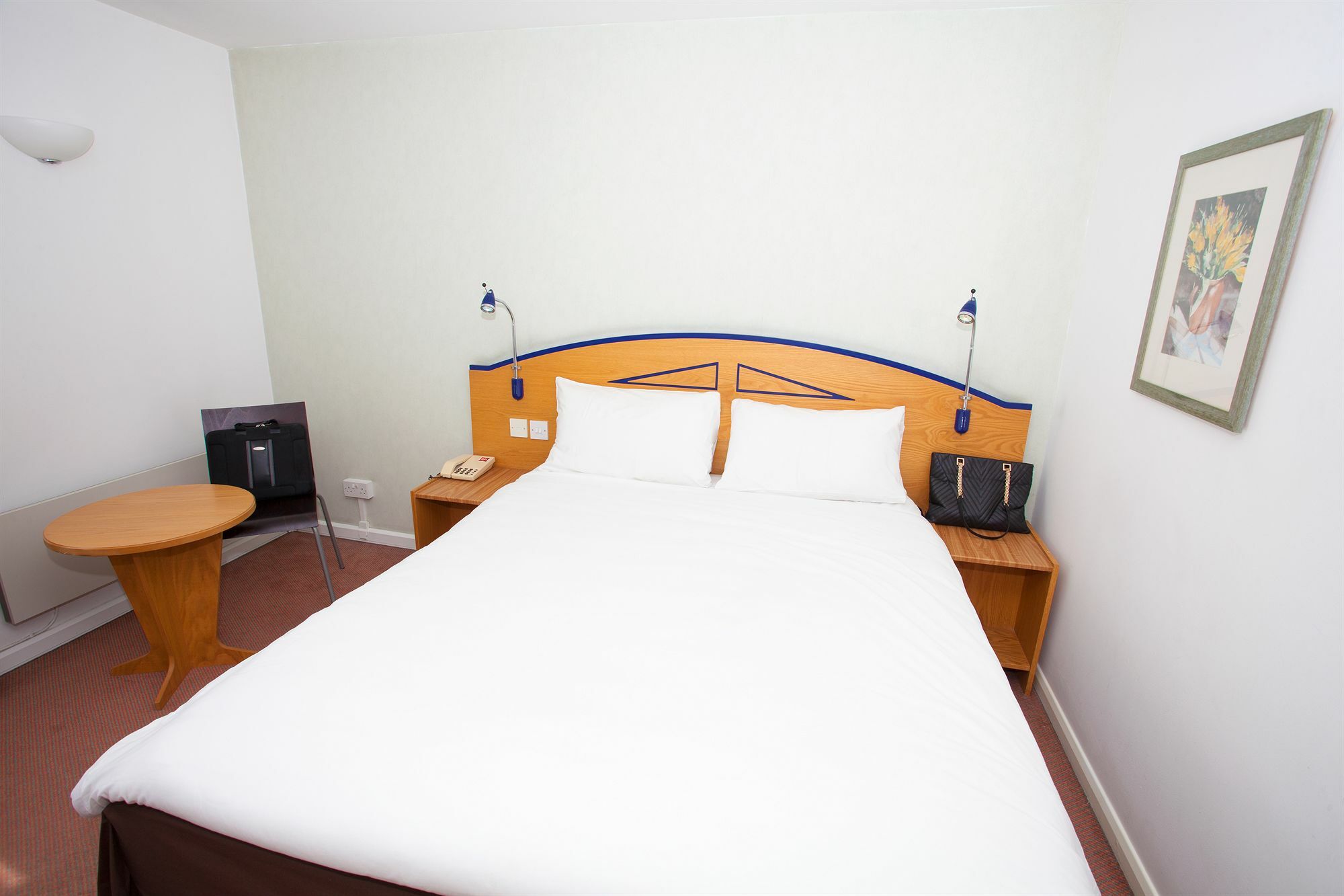 Ibis Cardiff Gate - International Business Park Ξενοδοχείο Εξωτερικό φωτογραφία