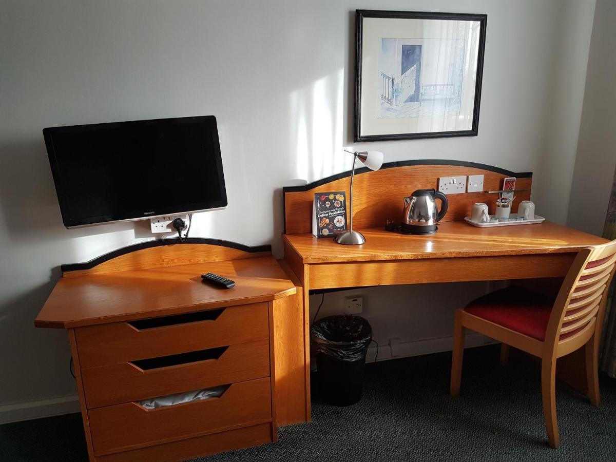 Ibis Cardiff Gate - International Business Park Ξενοδοχείο Εξωτερικό φωτογραφία
